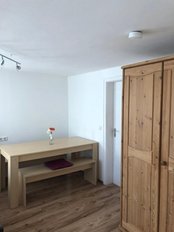 Guest Appartements Mit 2 Getrennten Schlafzimmern Fuer 4 Personen 24H Check In Aalen Buitenkant foto